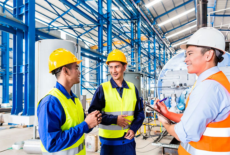 Các lưu ý khi lựa chọn quần áo bảo hộ lao động